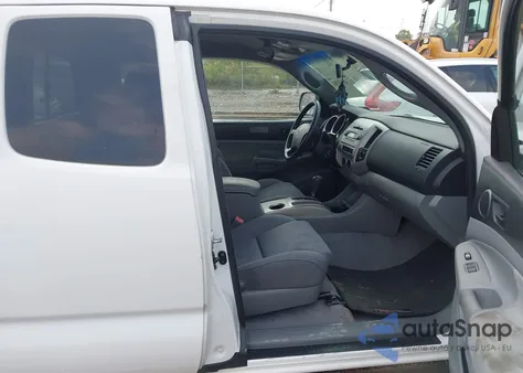 2006 Toyota Tacoma Base V6 from USA, damaged, VIN 5TEUU42N96Z278801